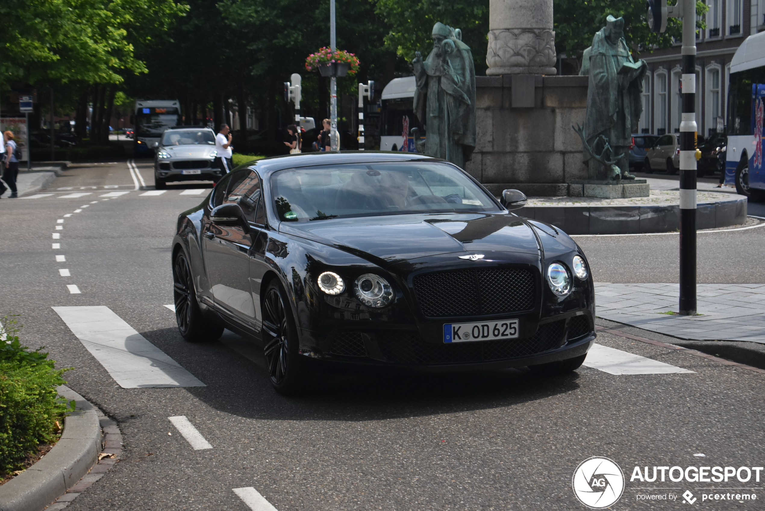 Bentley Continental GT Speed 2012