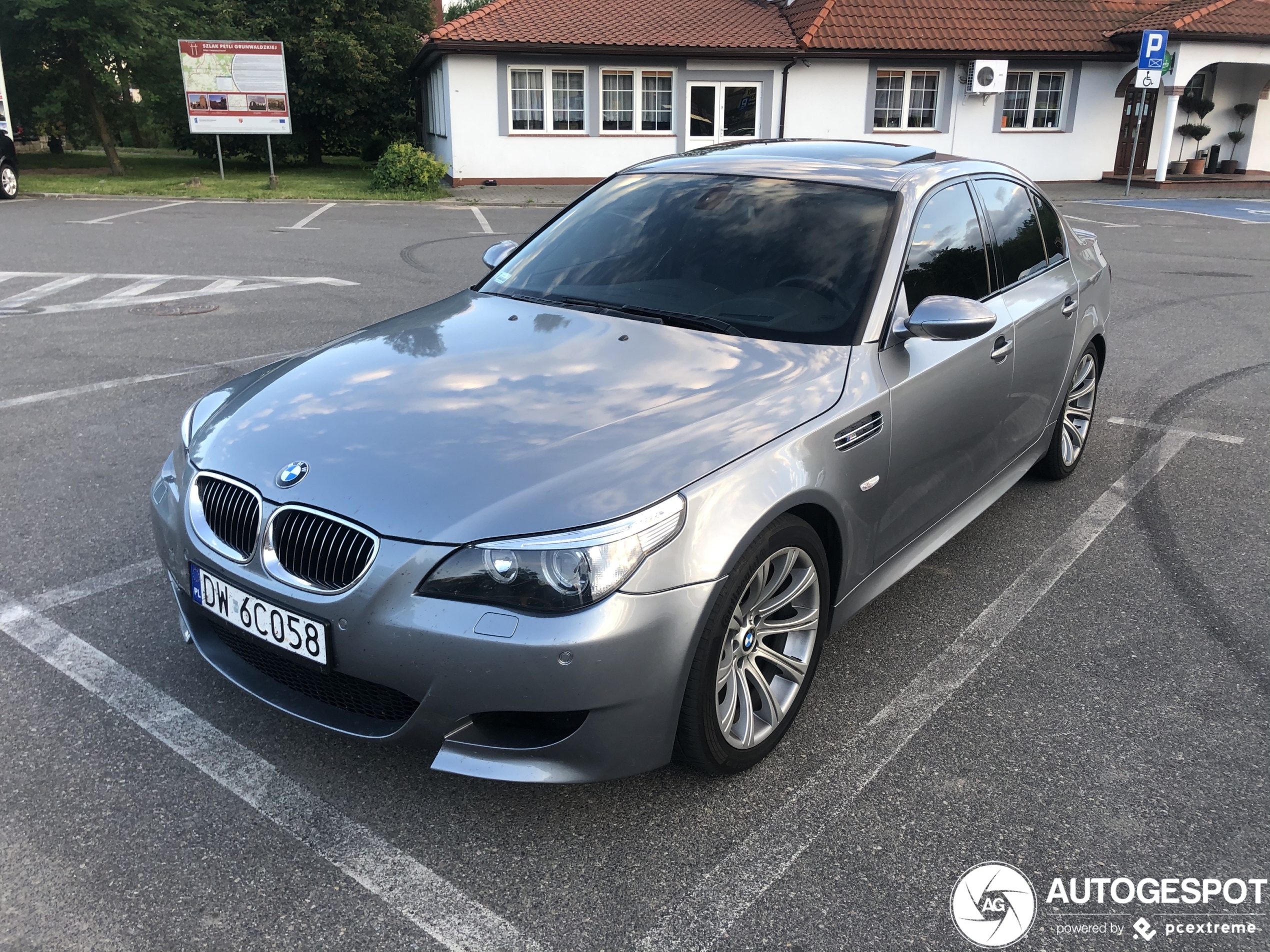 BMW M5 E60 2005