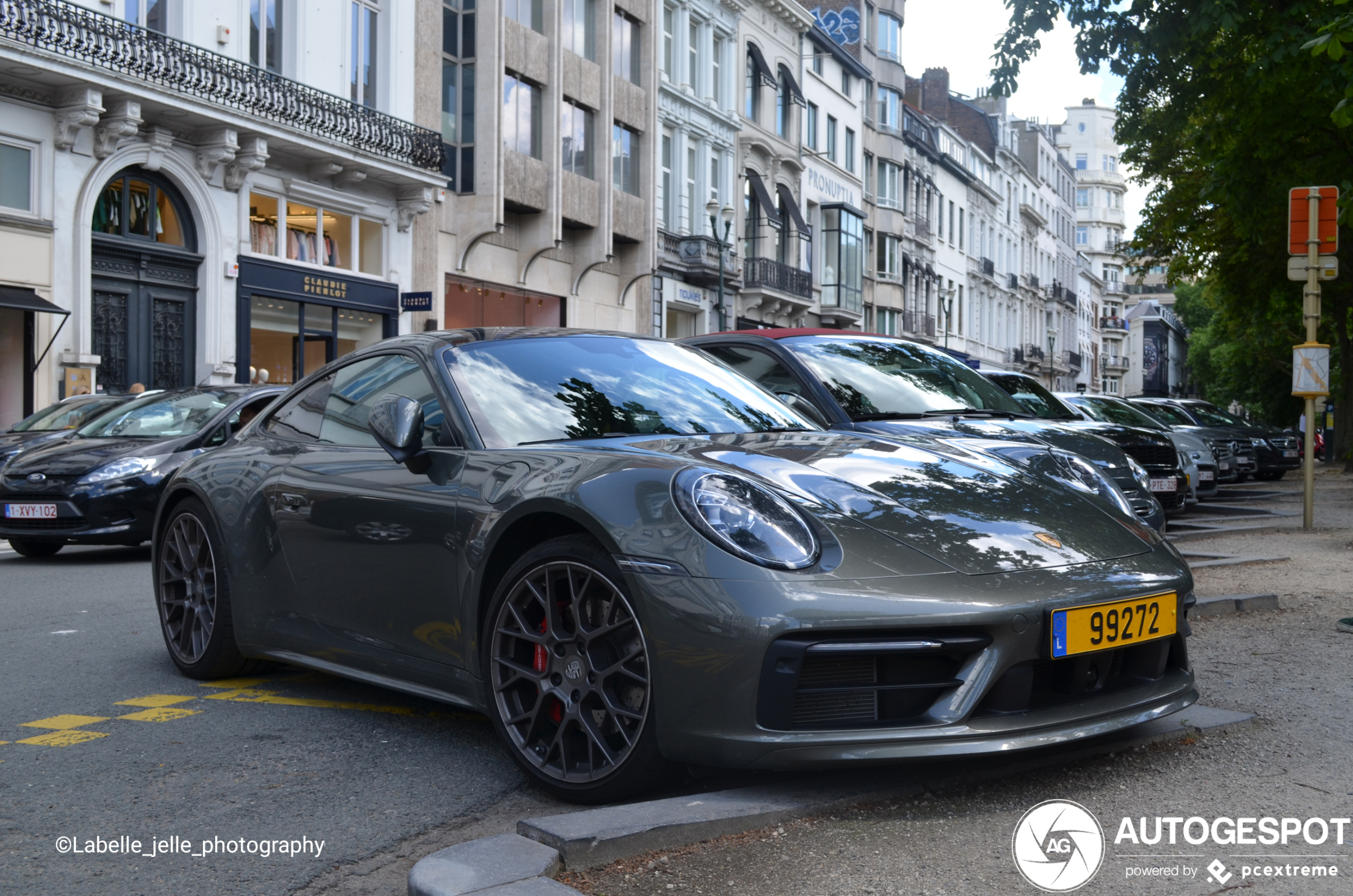 Porsche 992 Carrera 4S