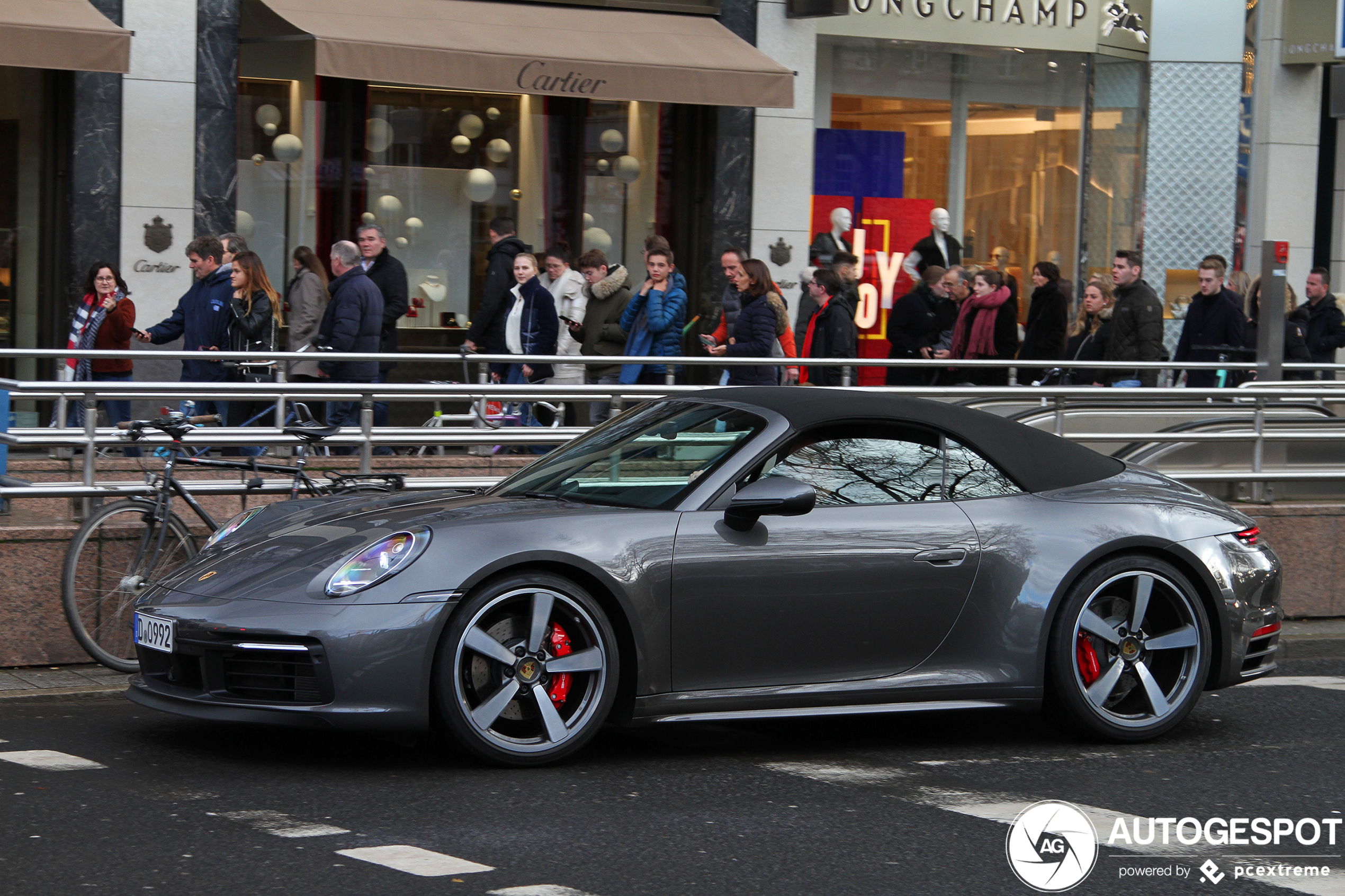 Porsche 992 Carrera 4S Cabriolet