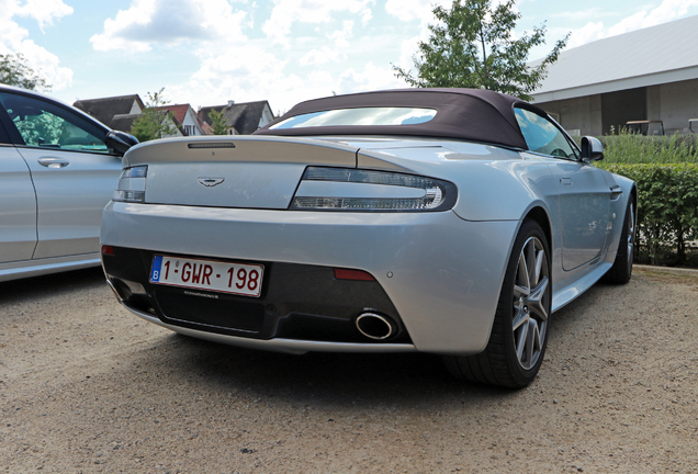 Aston Martin V8 Vantage Roadster 2012