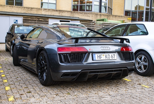 Audi R8 V10 Plus 2015