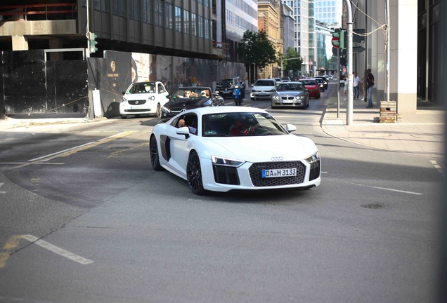 Audi R8 V10 Plus 2015