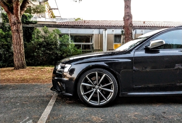 Audi RS4 Avant B8