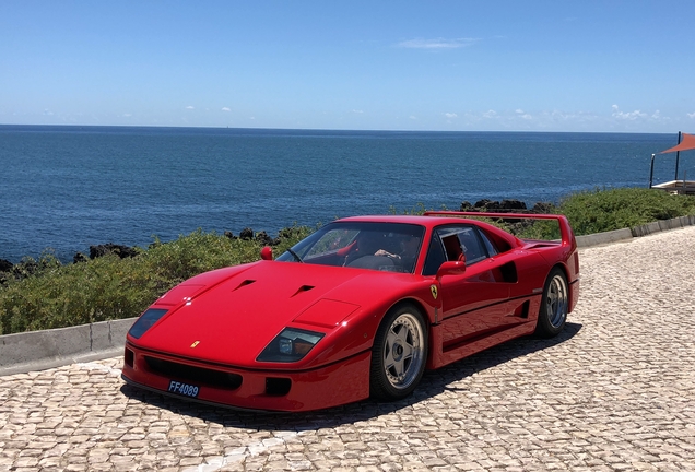 Ferrari F40