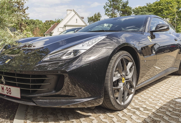 Ferrari GTC4Lusso T