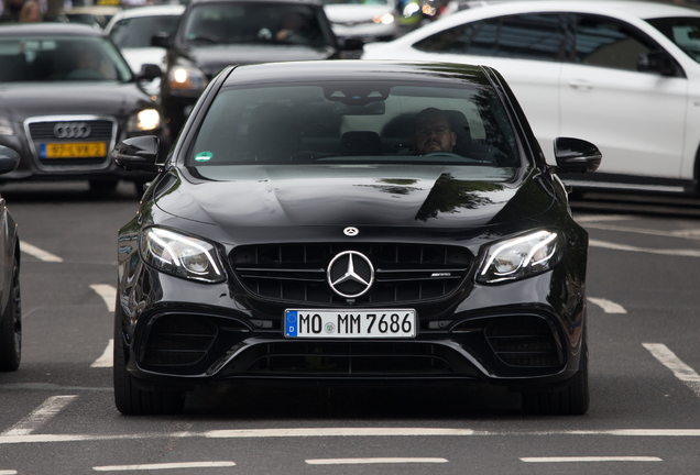 Mercedes-AMG E 63 S W213