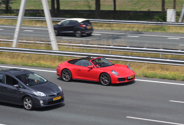 Porsche 991 Carrera 4S Cabriolet MkII