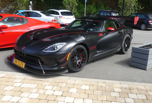 SRT 2016 Viper ACR Extreme