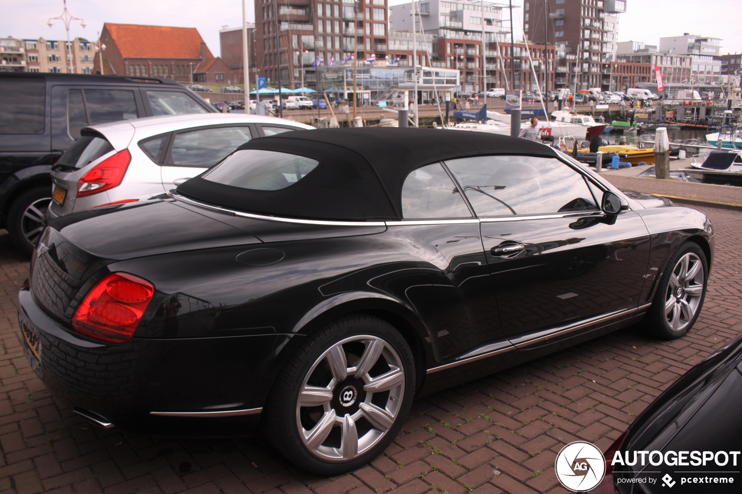 Bentley Continental GTC