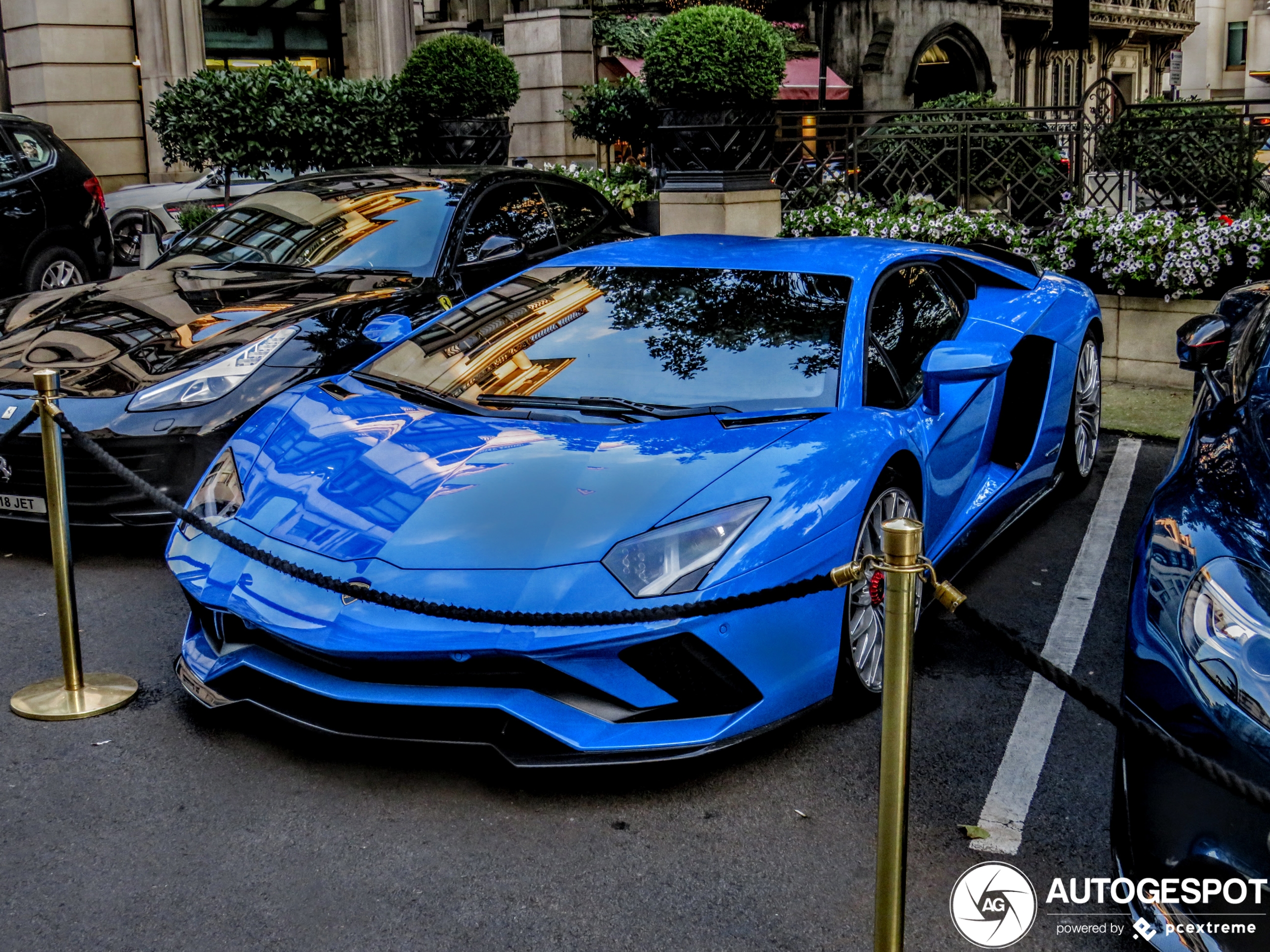 Lamborghini Aventador S LP740-4