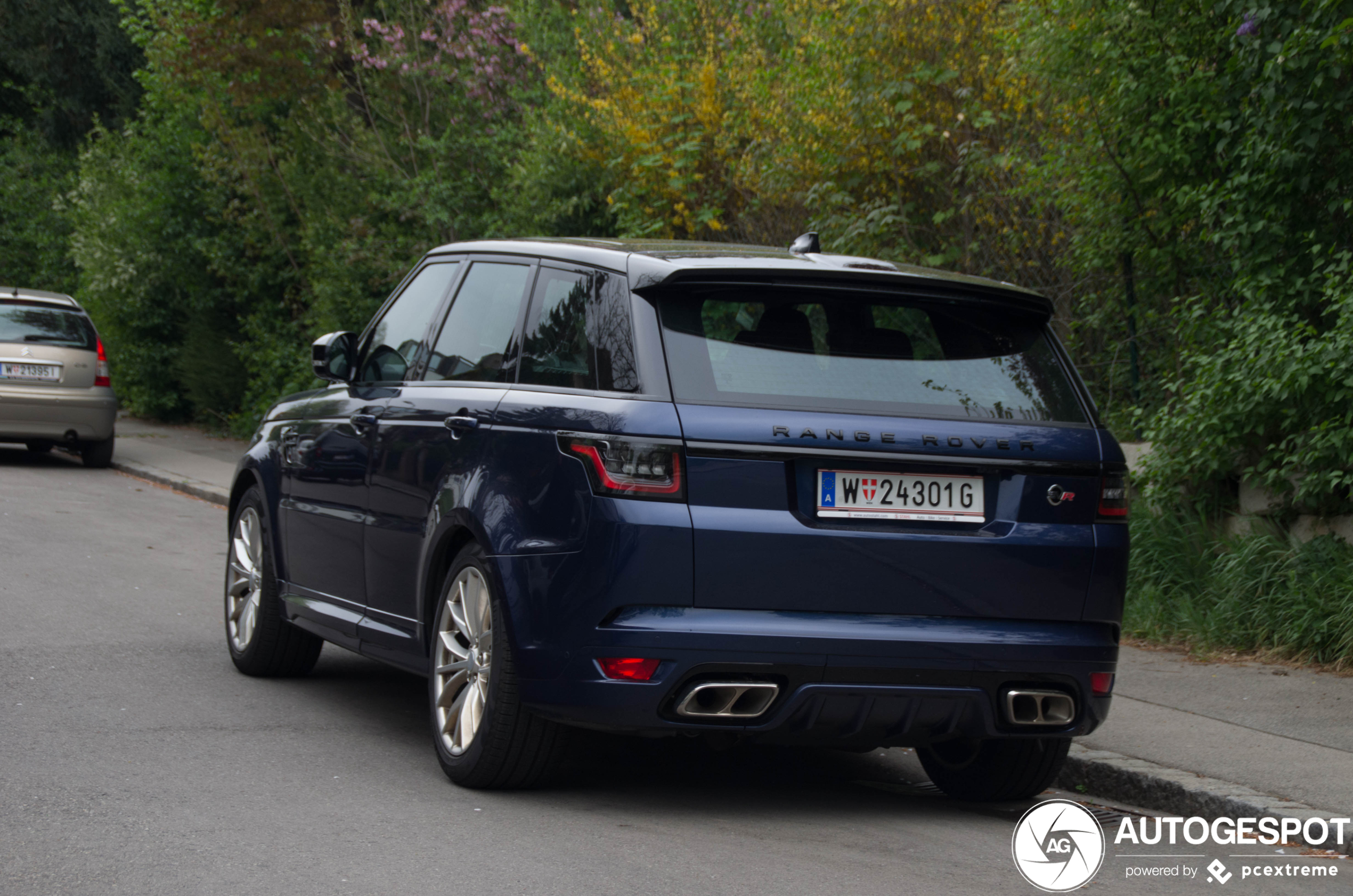 Land Rover Range Rover Sport SVR 2018