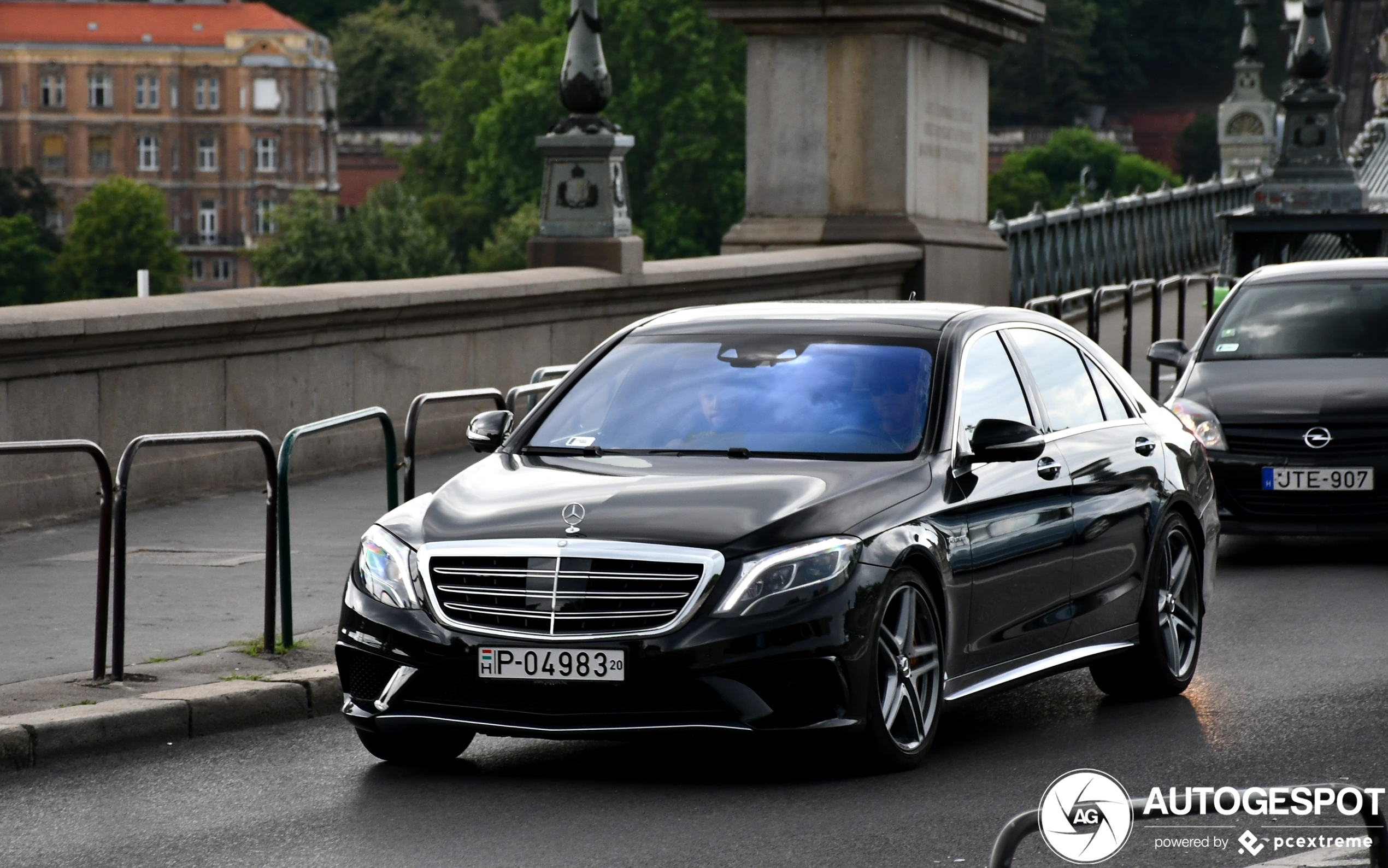 Mercedes-Benz S 63 AMG V222