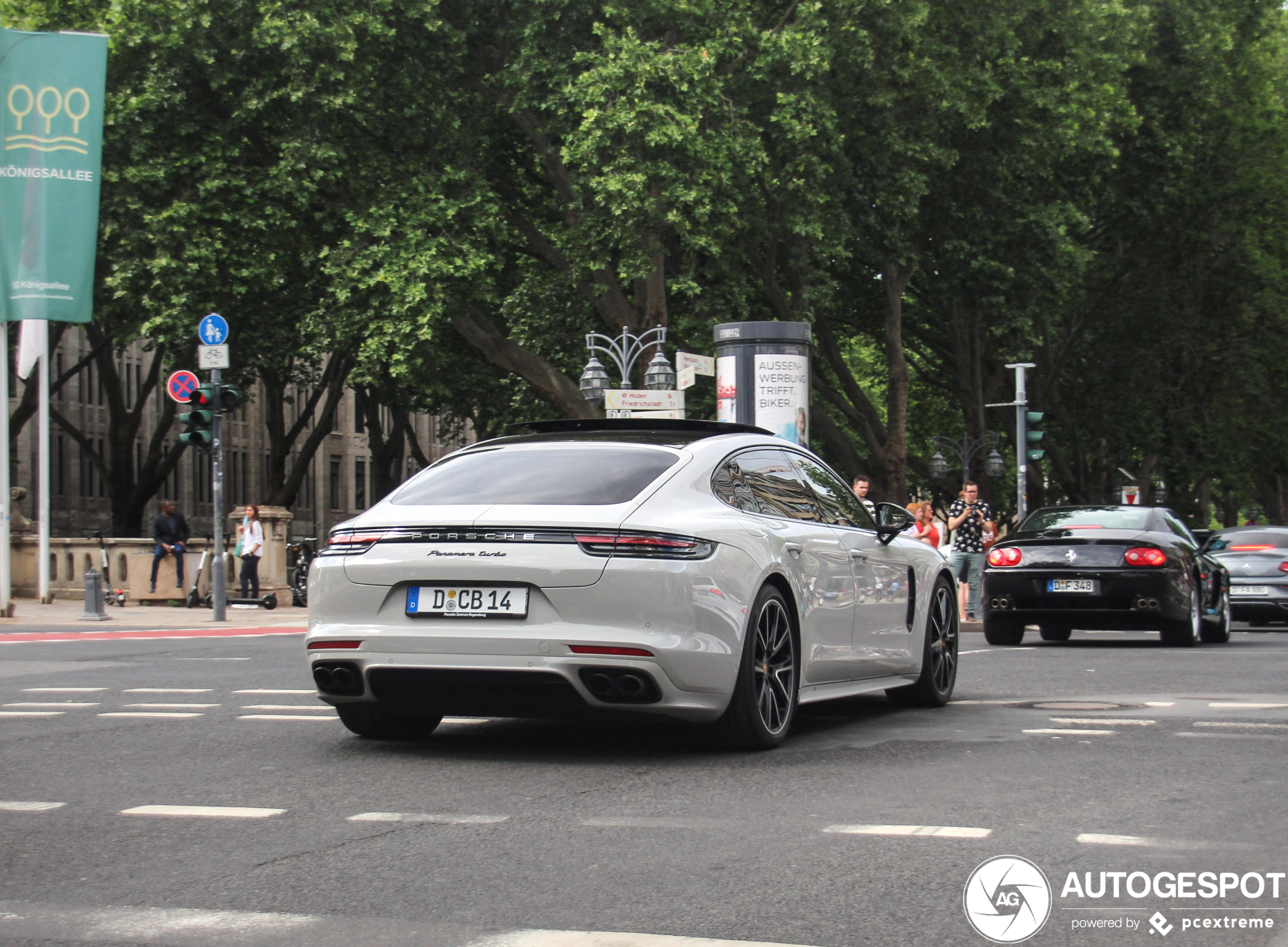 Porsche 971 Panamera Turbo