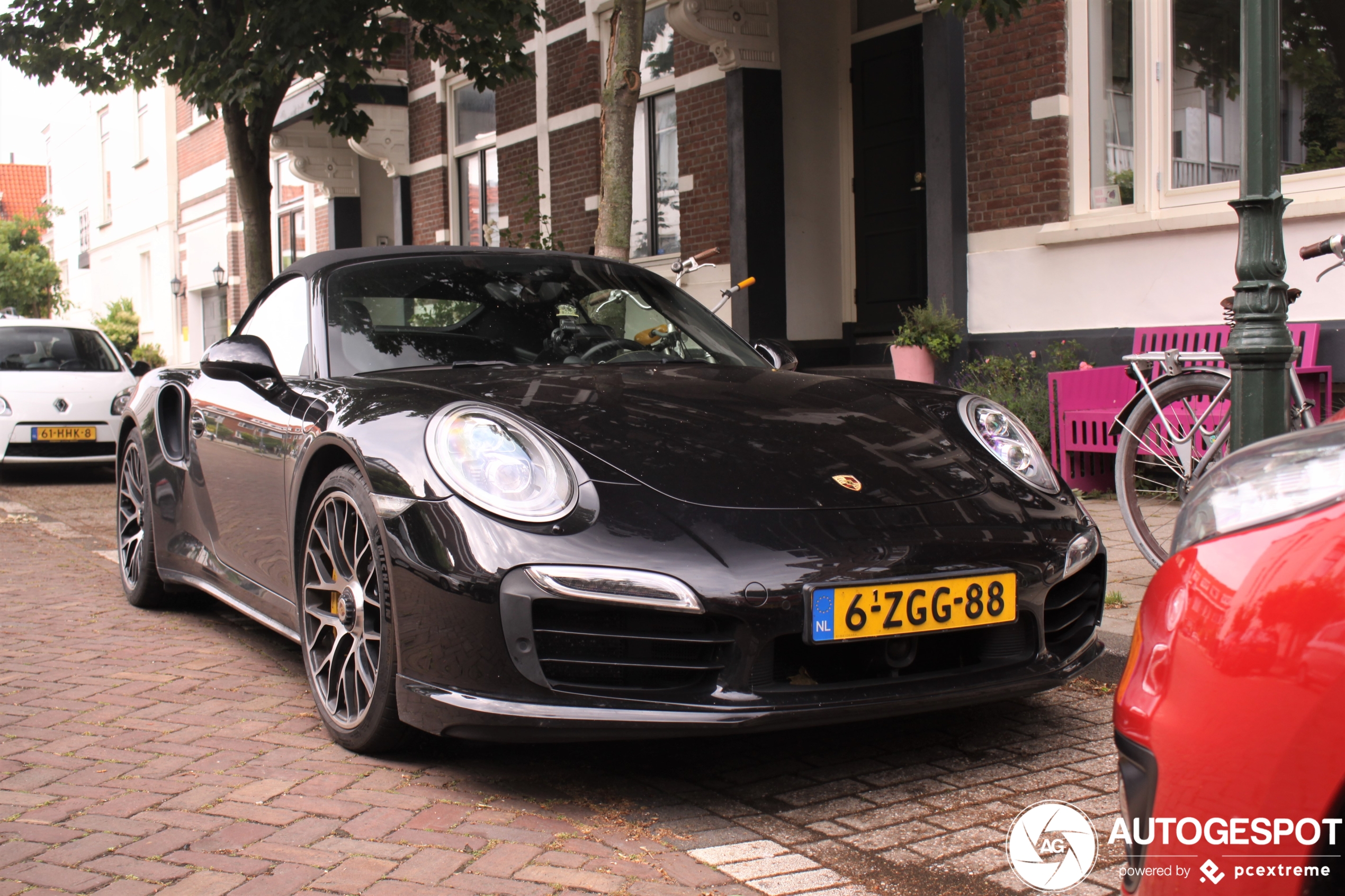 Porsche 991 Turbo S Cabriolet MkI