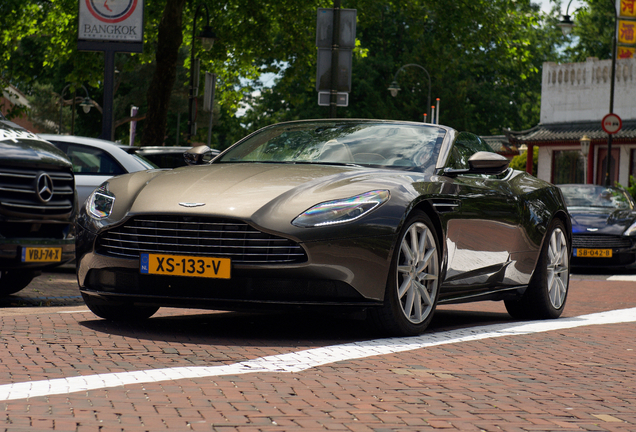 Aston Martin DB11 V8 Volante