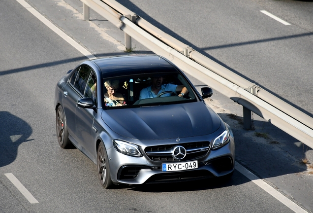 Mercedes-AMG E 63 S W213