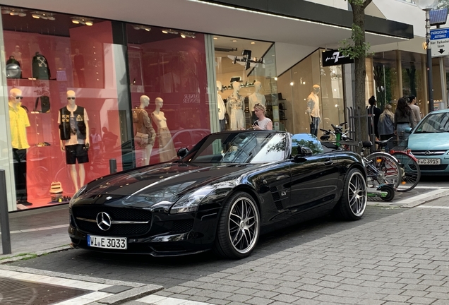 Mercedes-Benz SLS AMG GT Roadster Final Edition