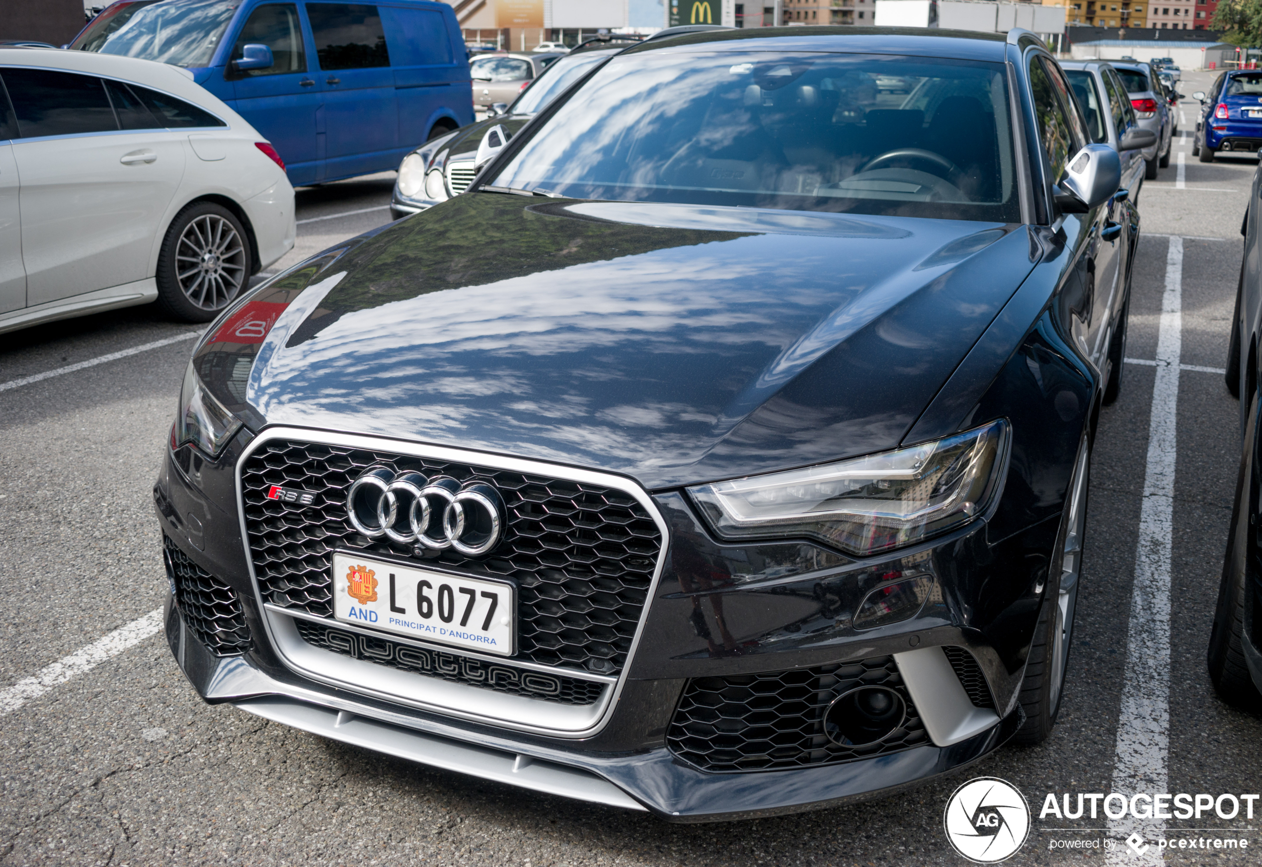 Audi RS6 Avant C7