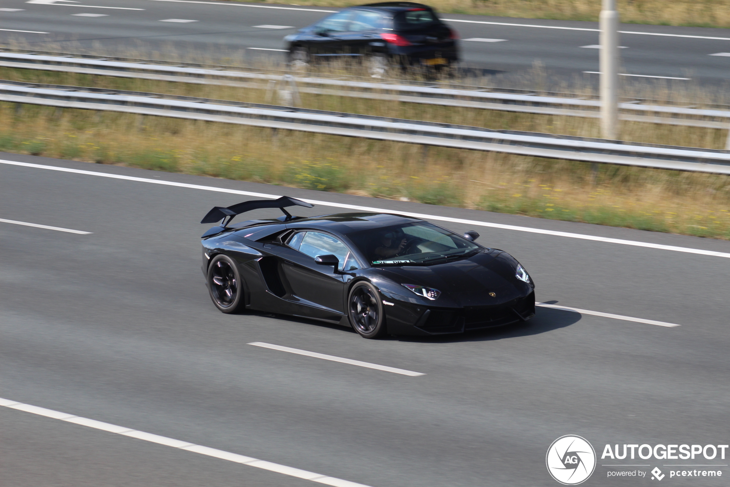 Lamborghini Aventador LP700-4