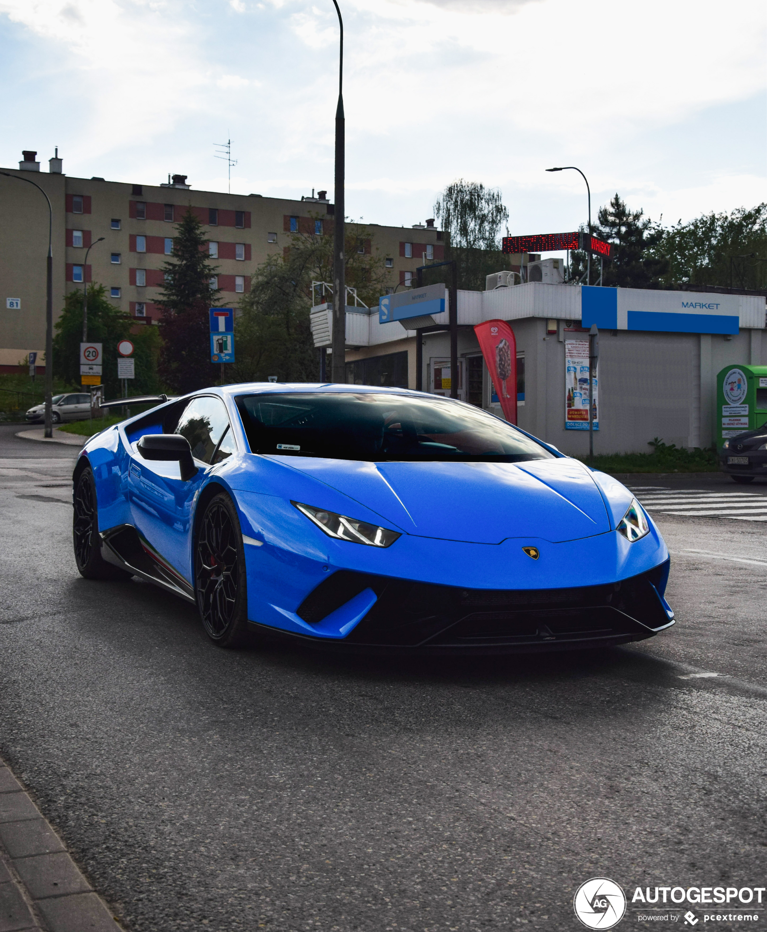 Lamborghini Huracán LP640-4 Performante