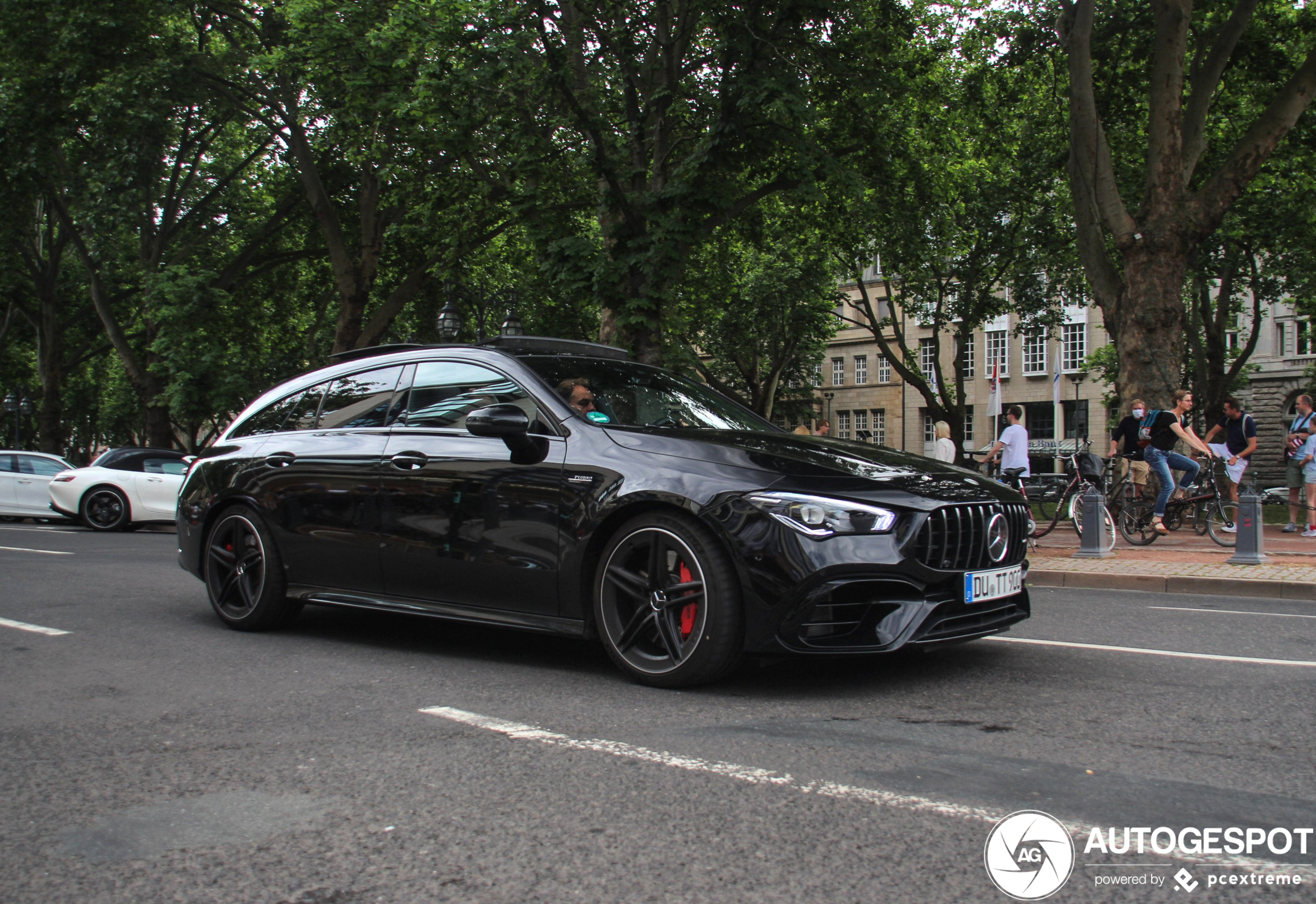 Mercedes-AMG CLA 45 S Shooting Brake X118