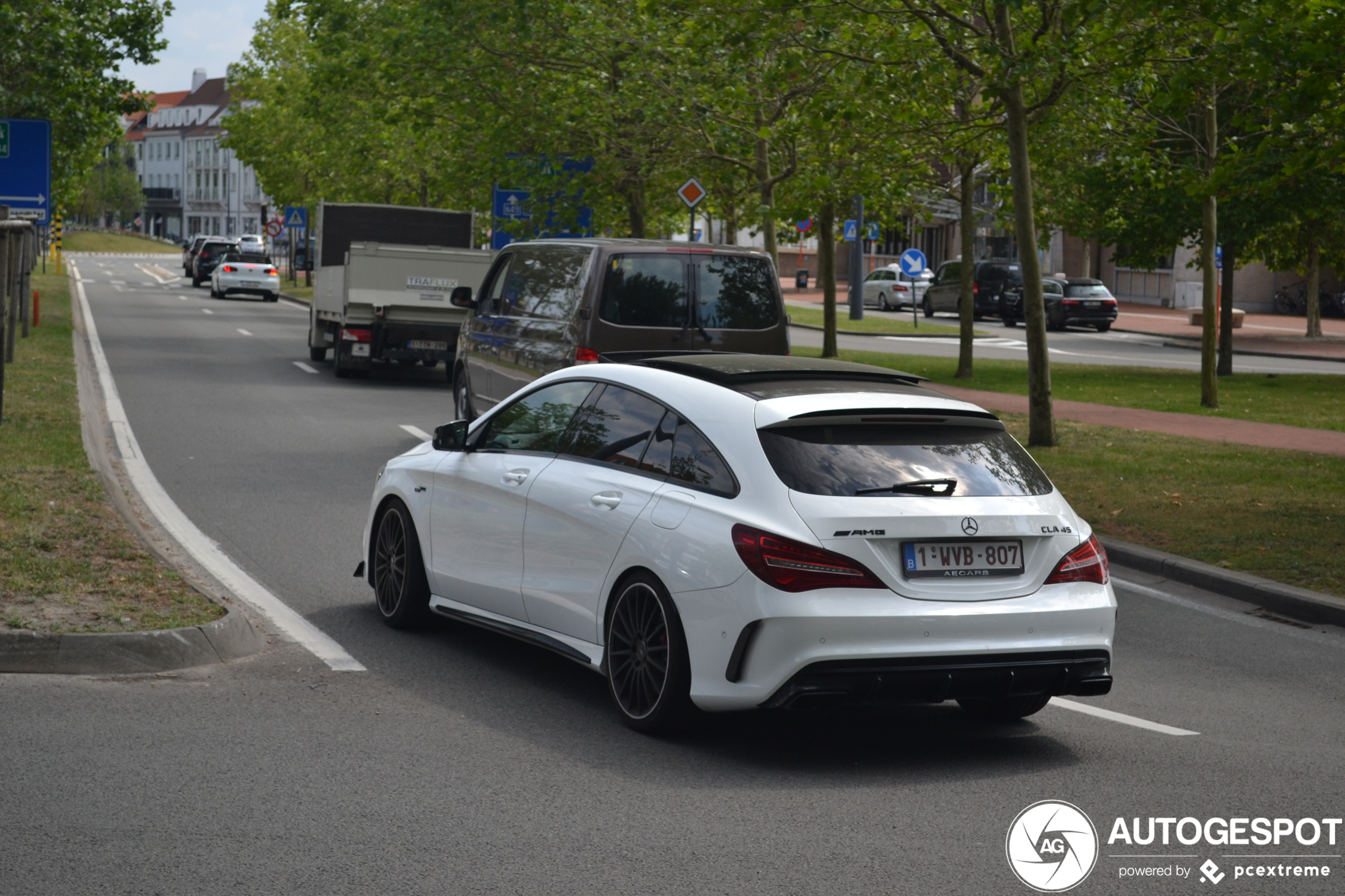 Mercedes-AMG CLA 45 Shooting Brake X117 2017