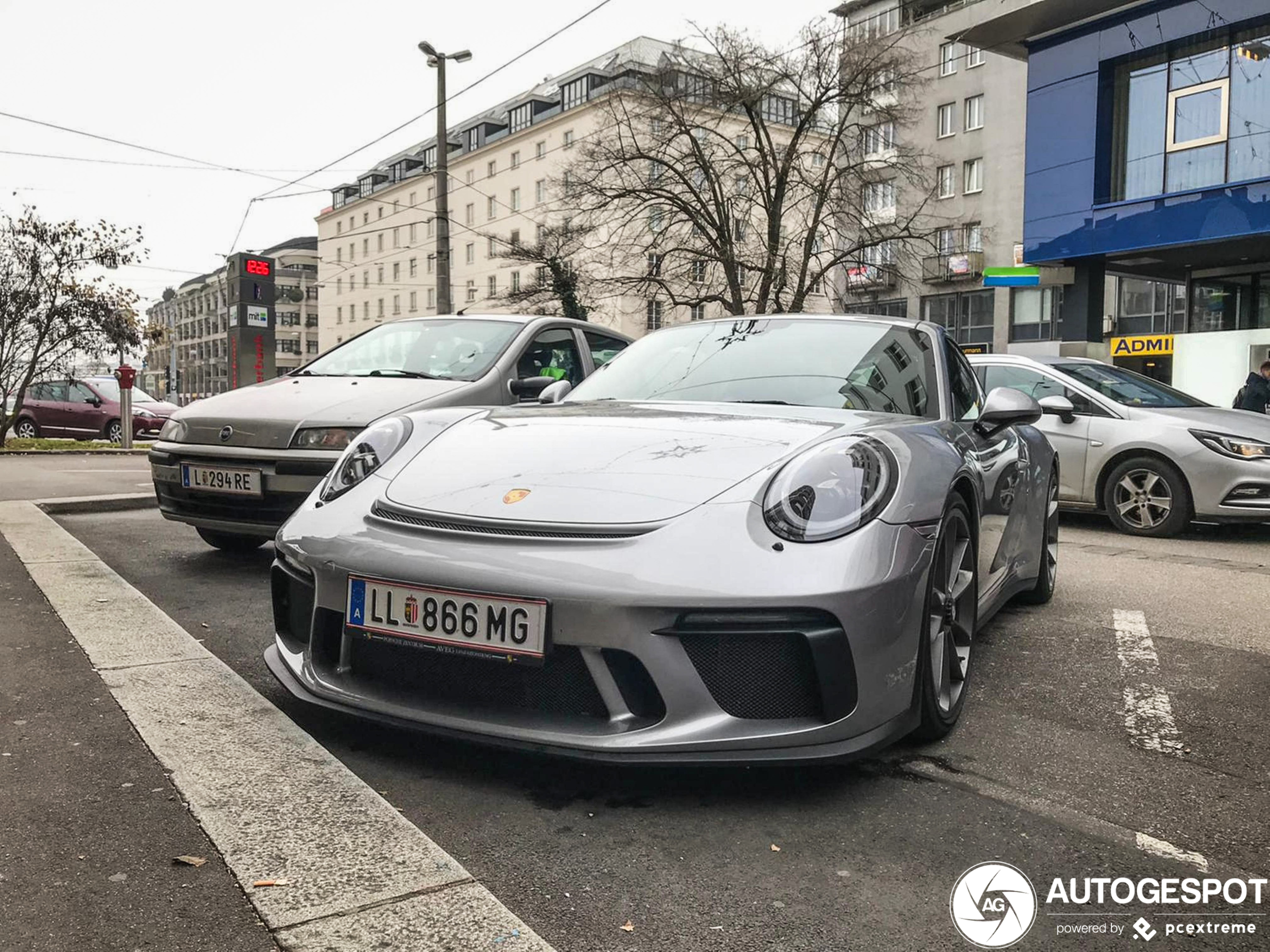 Porsche 991 GT3 Touring