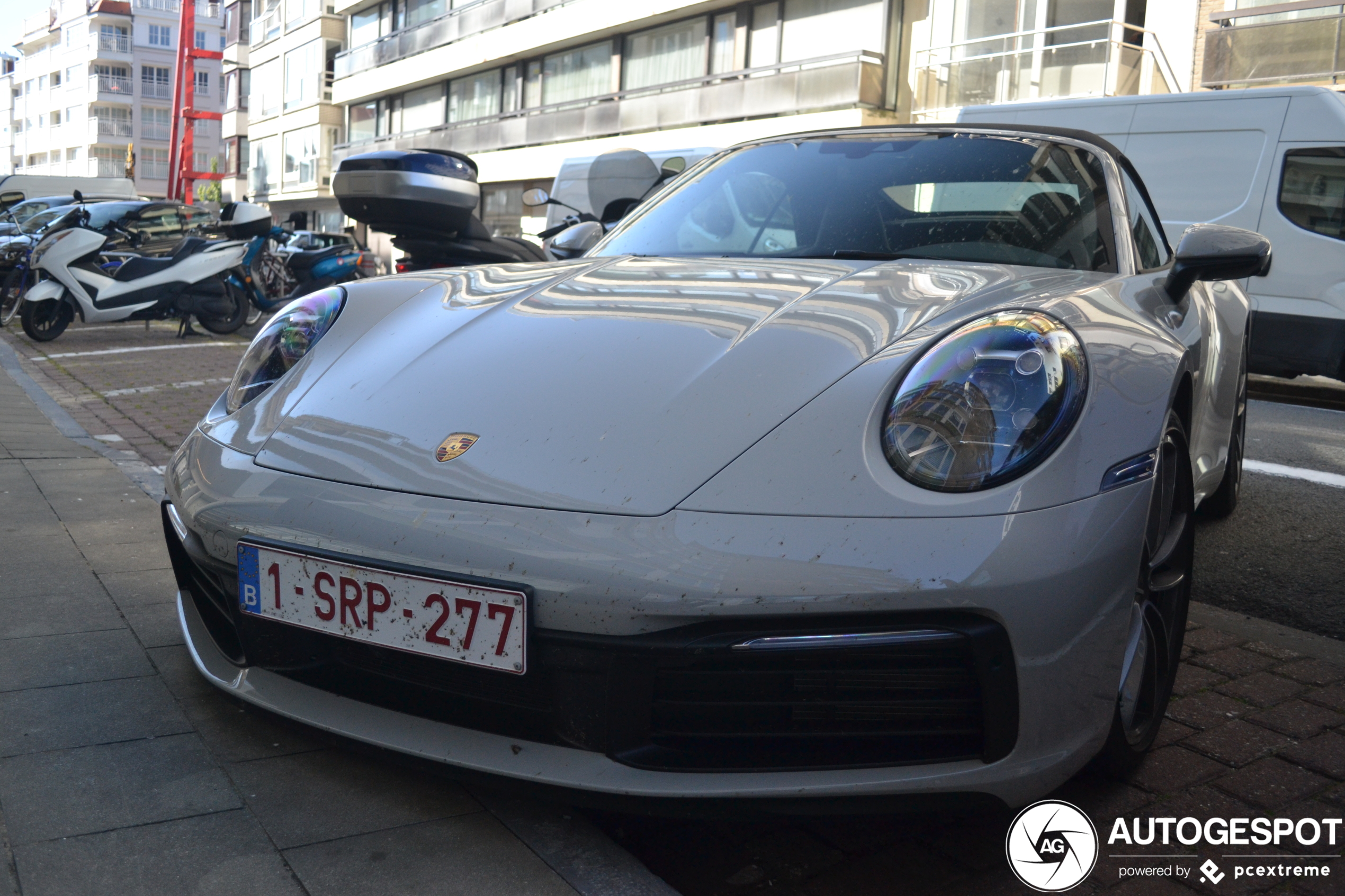 Porsche 992 Carrera 4S Cabriolet