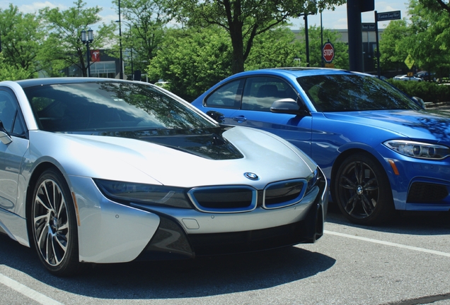 BMW i8
