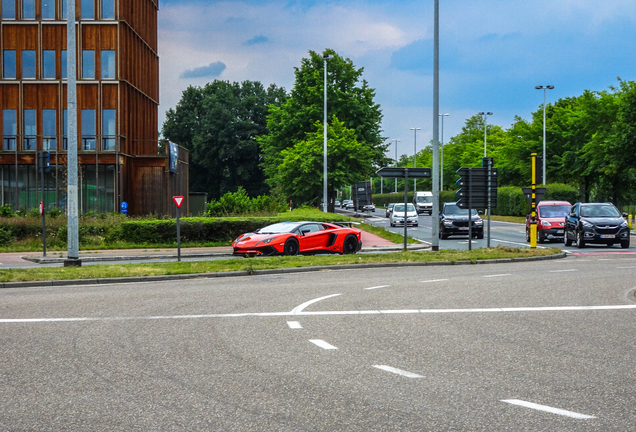 Lamborghini Aventador LP750-4 SuperVeloce Roadster