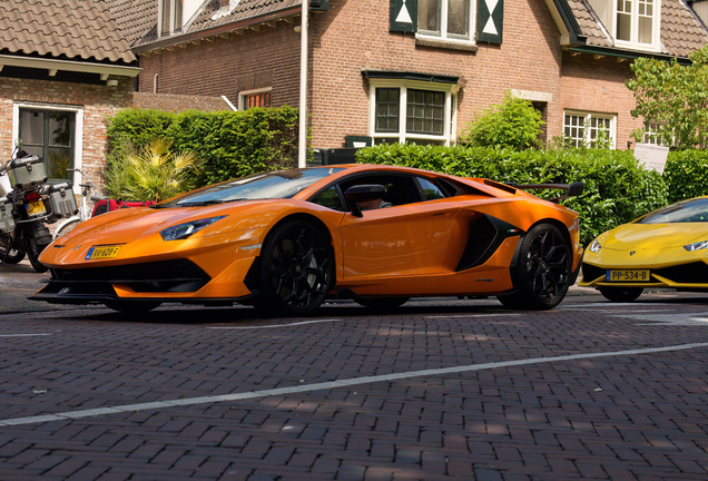 Lamborghini Aventador LP770-4 SVJ