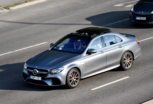 Mercedes-AMG E 63 S W213