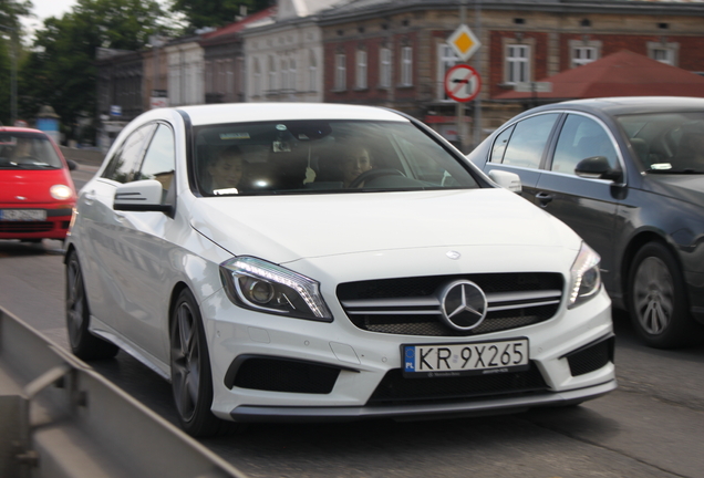 Mercedes-Benz A 45 AMG