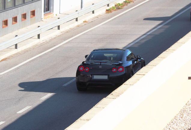 Nissan GT-R 2014