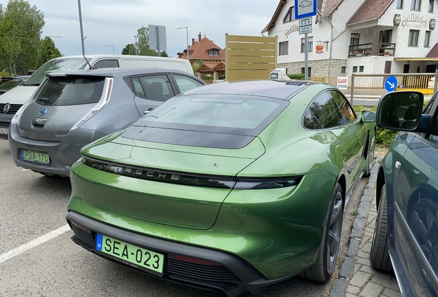 Porsche Taycan Turbo S