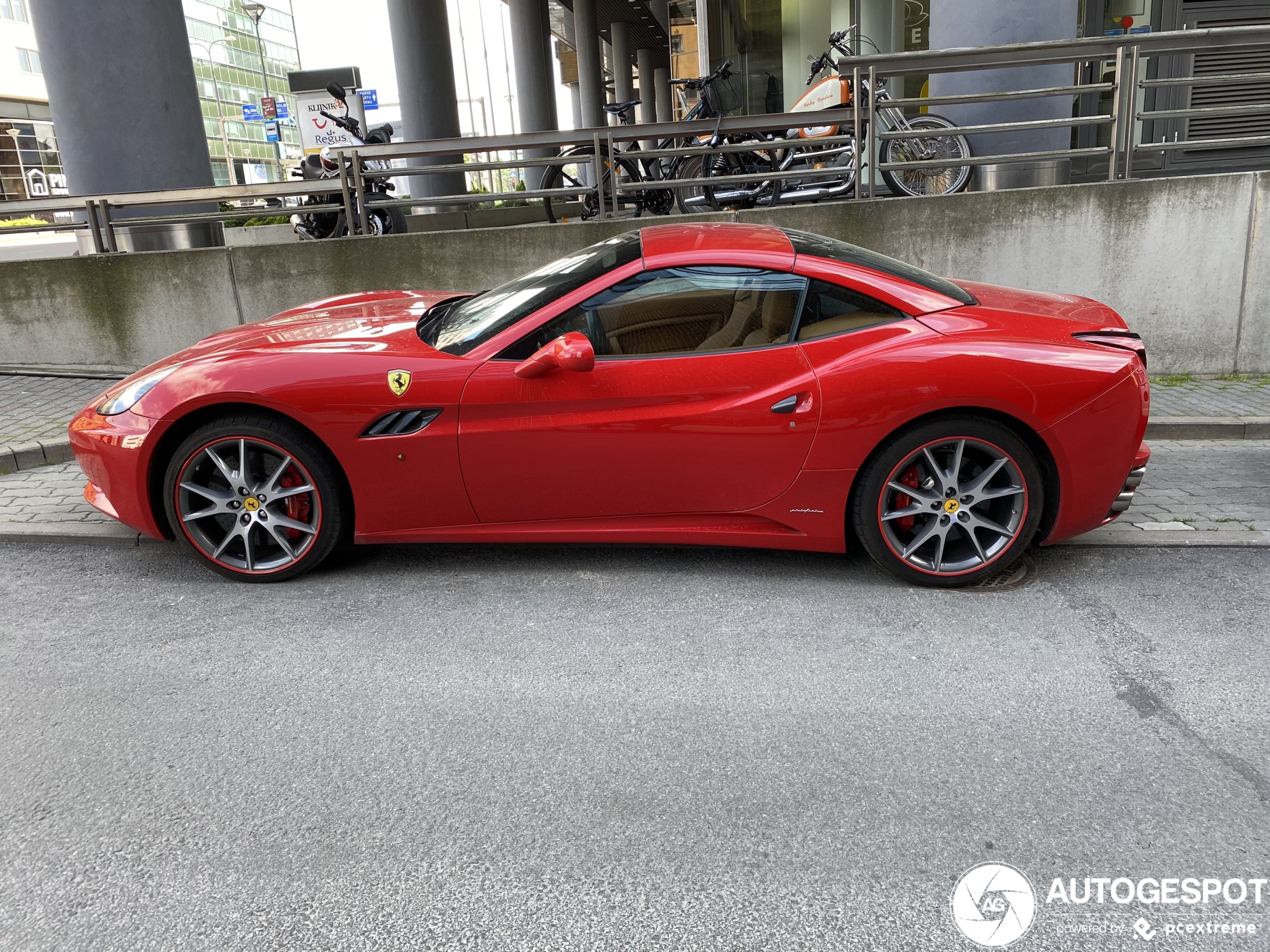 Ferrari California