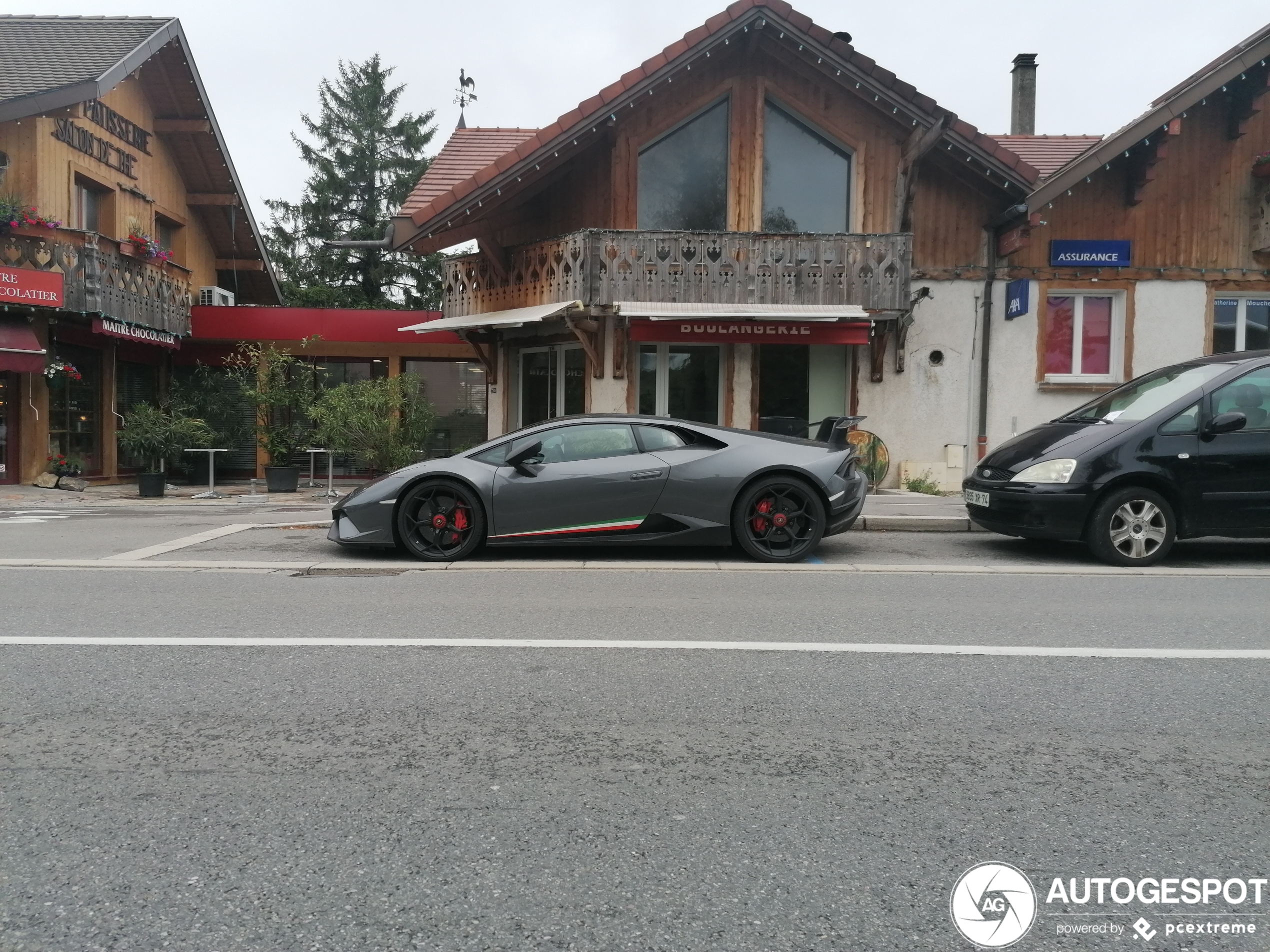 Lamborghini Huracán LP640-4 Performante