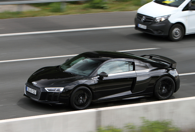 Audi R8 V10 Plus 2015