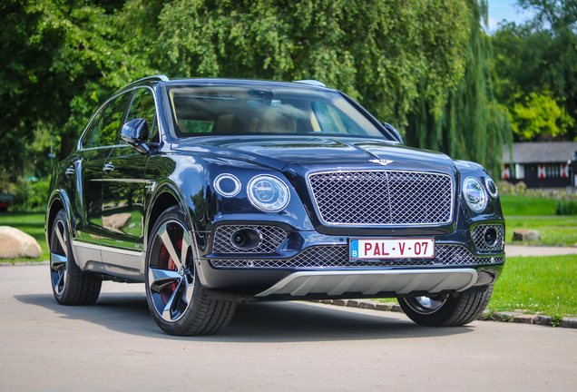 Bentley Bentayga Hybrid