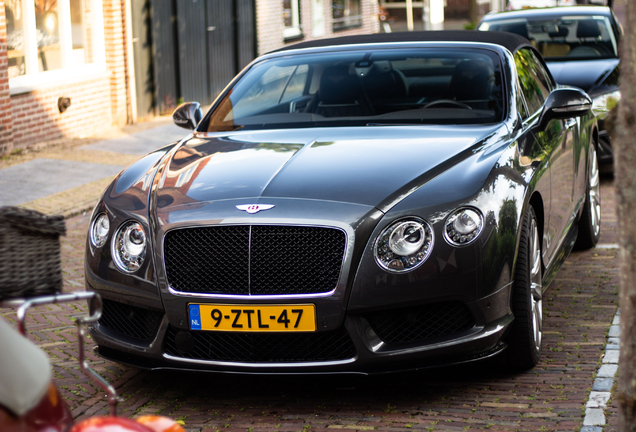 Bentley Continental GTC V8 S