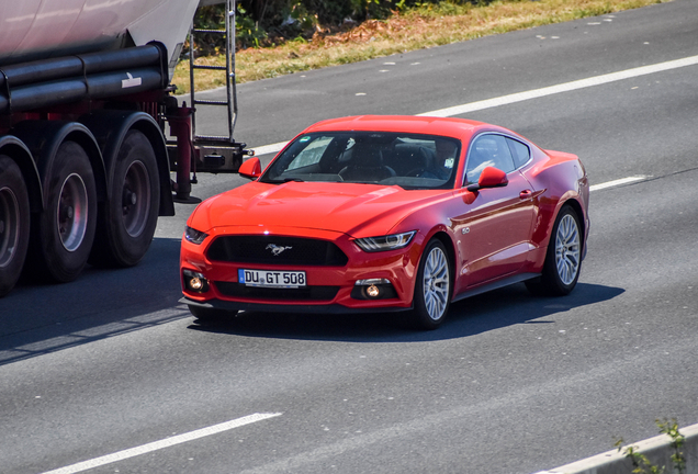 Ford Mustang GT 2015