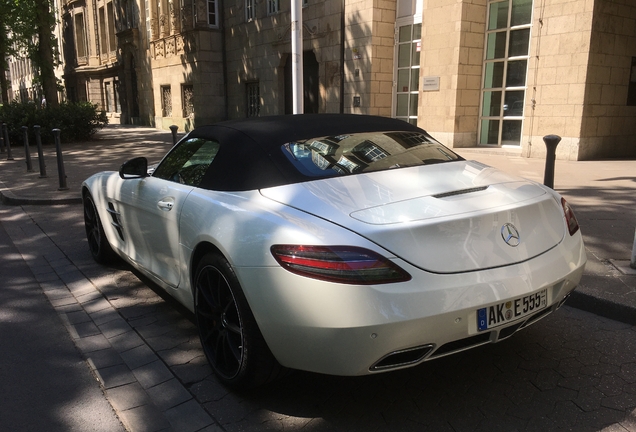 Mercedes-Benz SLS AMG Roadster