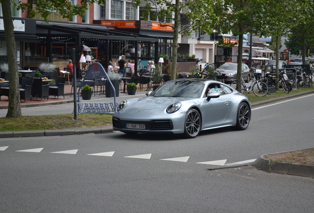 Porsche 992 Carrera 4S