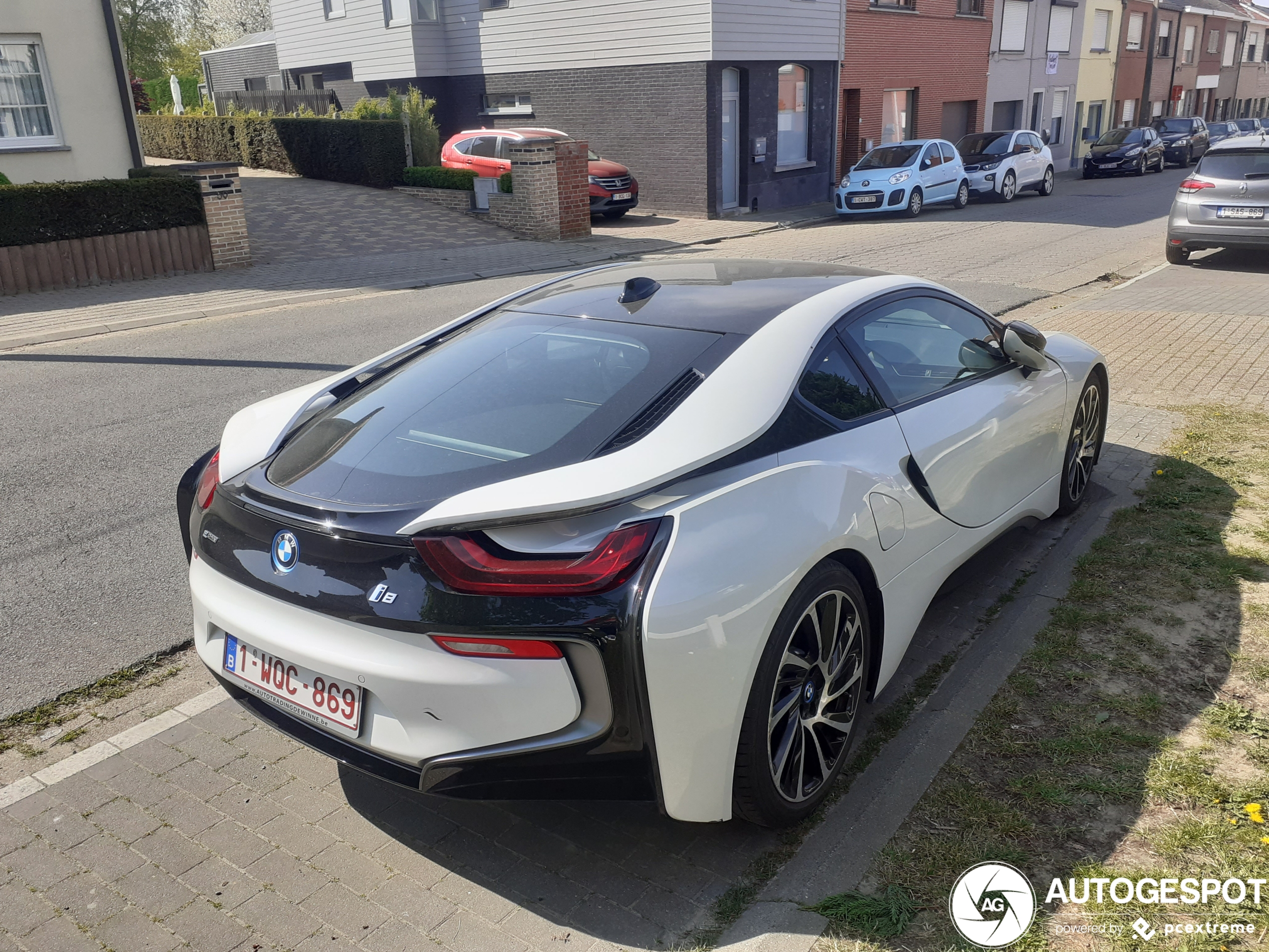 BMW i8