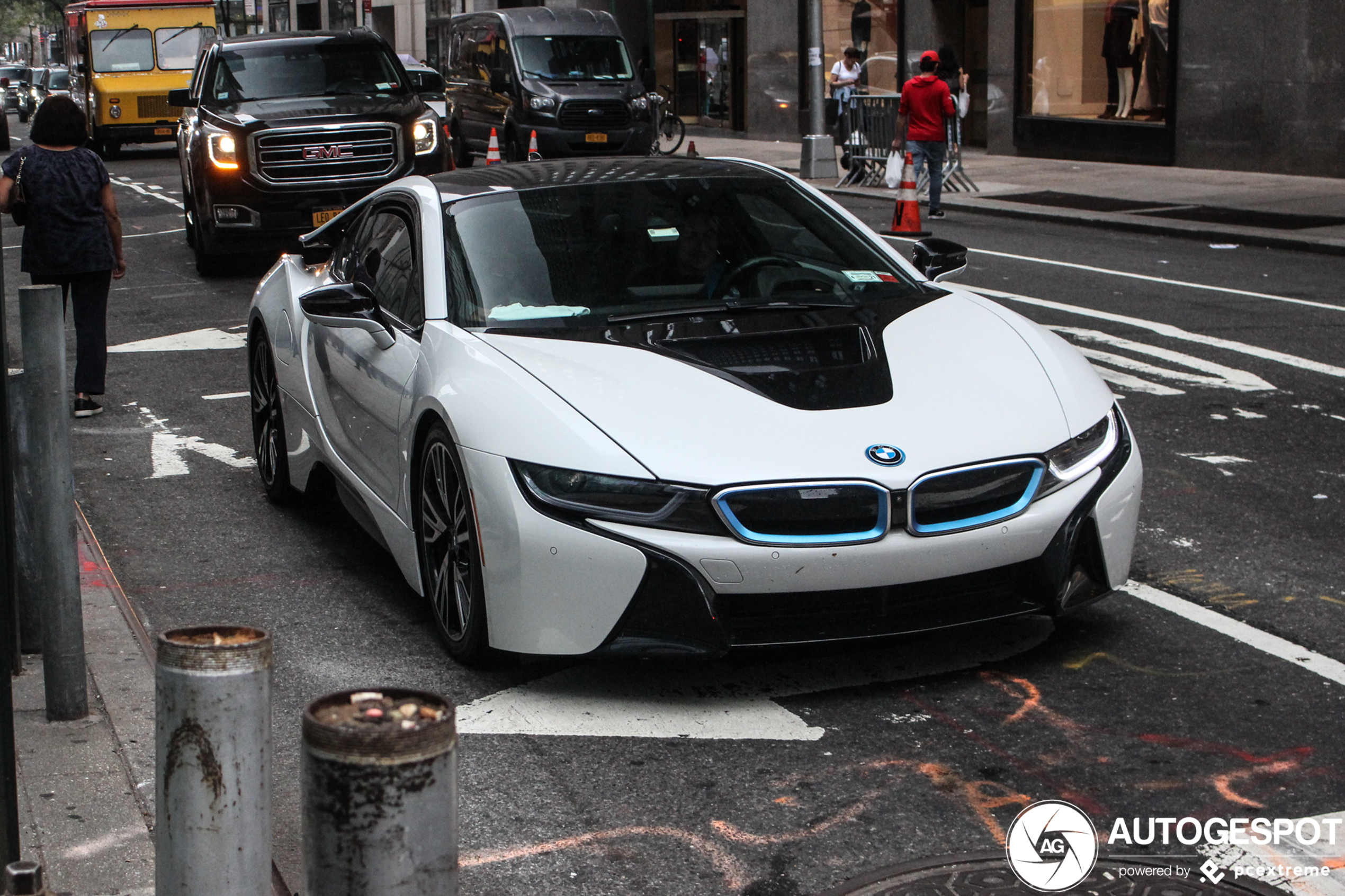 BMW i8