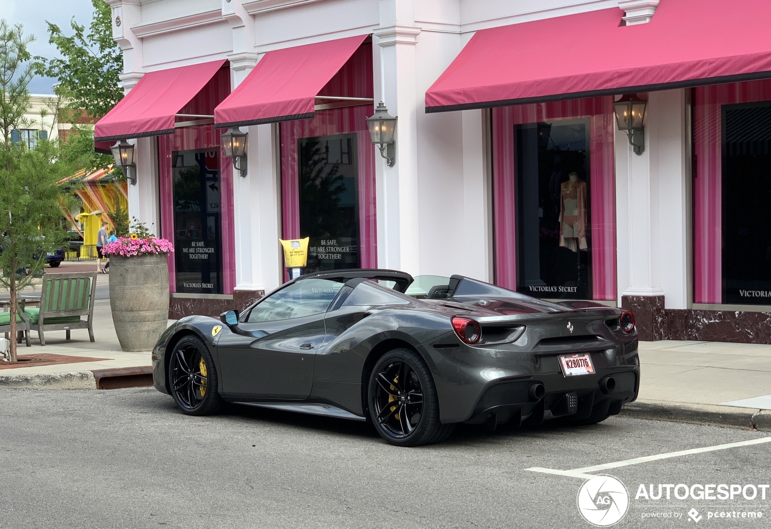 Ferrari 488 Spider