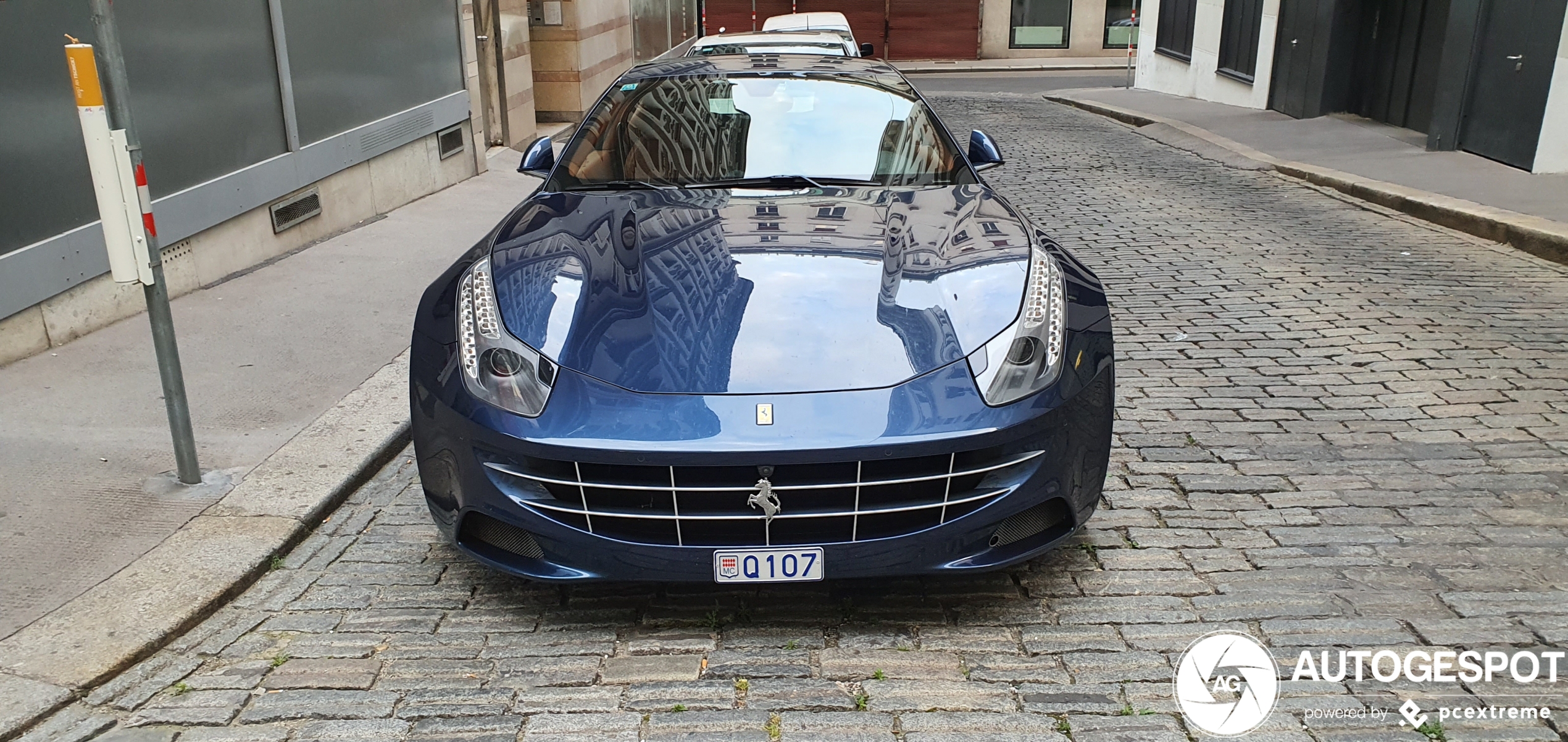 Ferrari FF