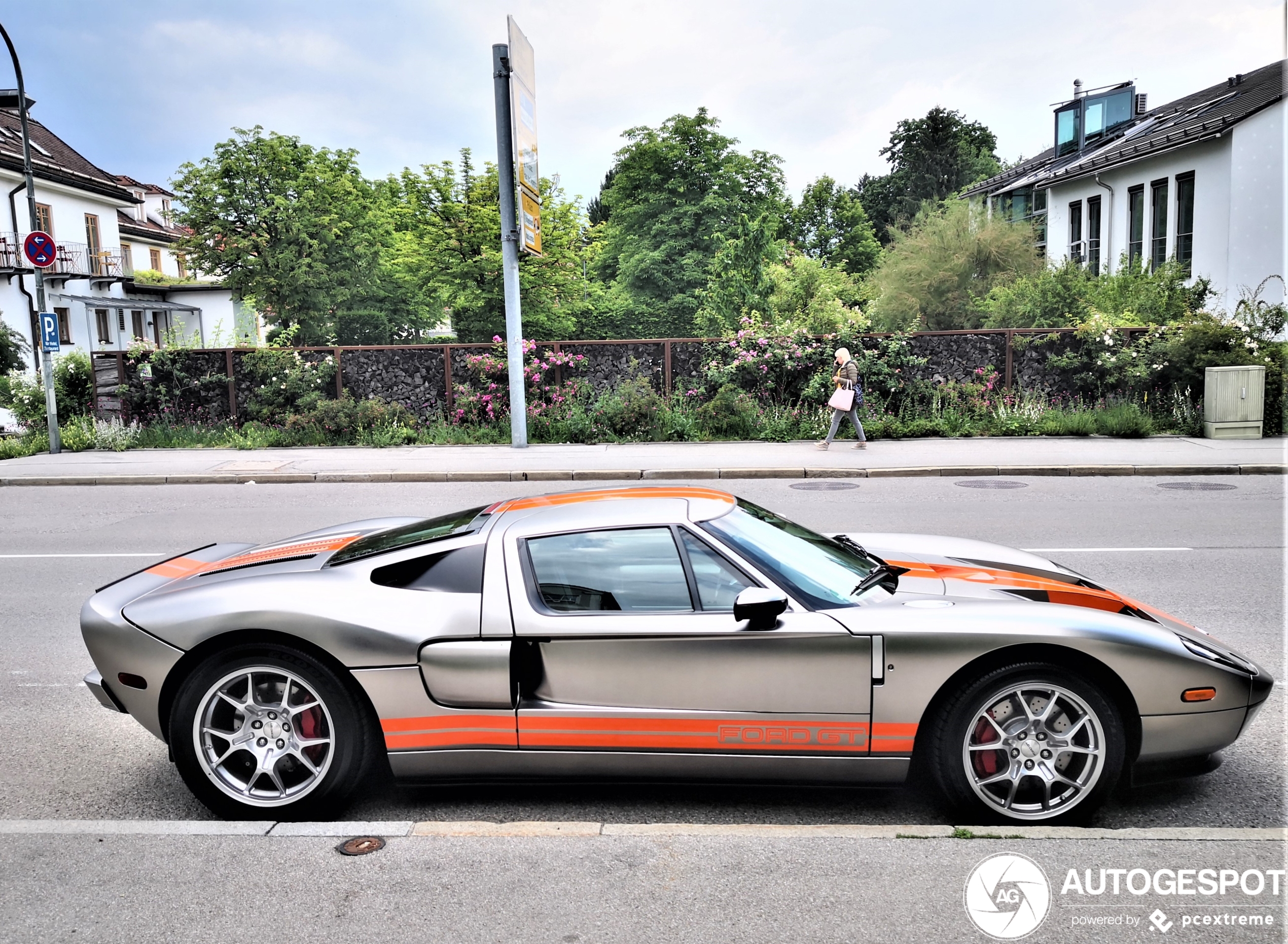 Ford GT