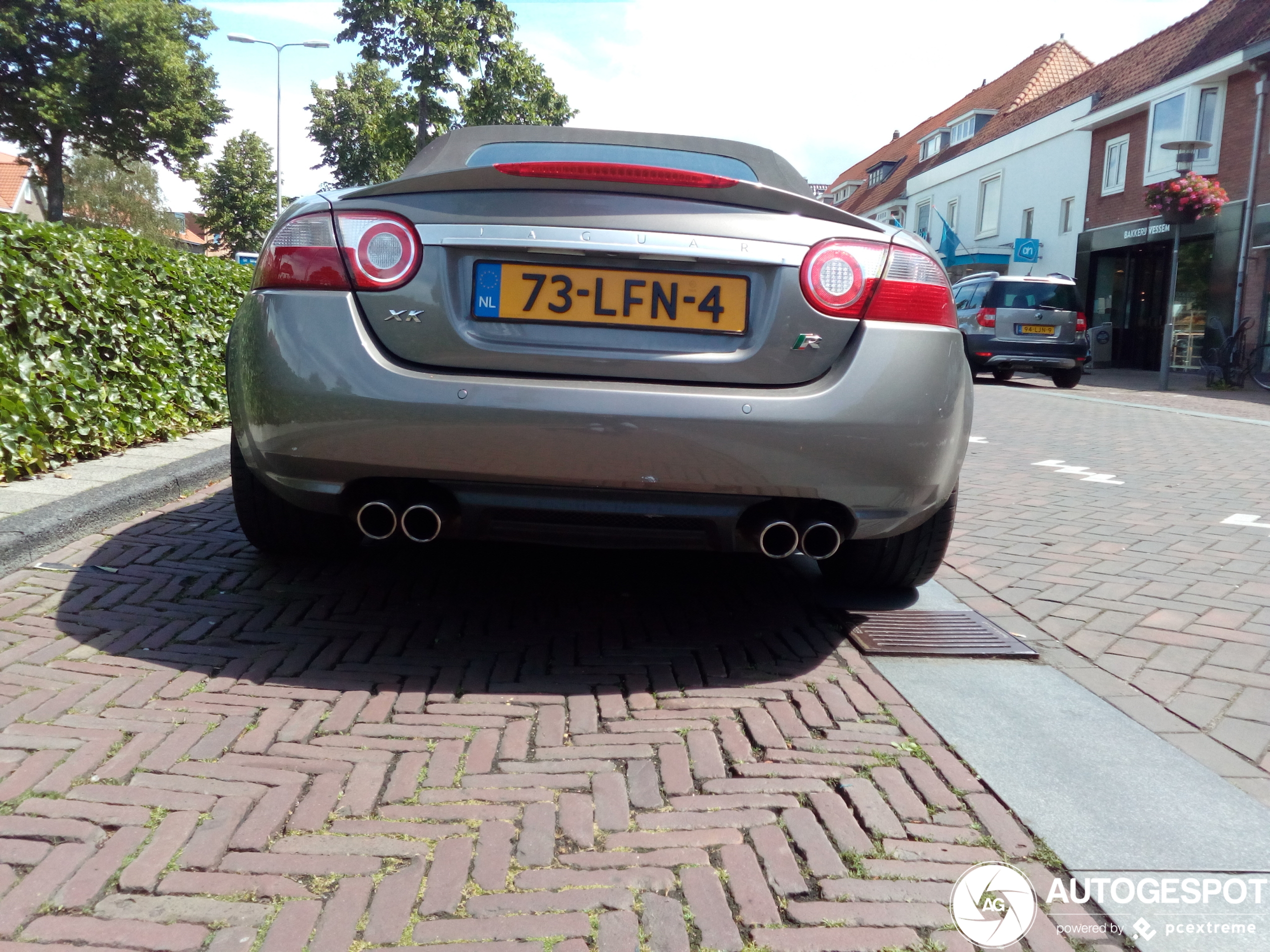 Jaguar XKR Convertible 2006